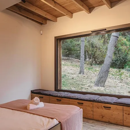 Les Tanieres Du Gevaudan - Avec Les Loups Feriehus *