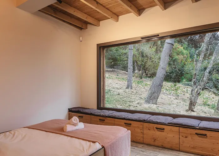 Les Tanieres Du Gevaudan - Avec Les Loups Casa de Férias *